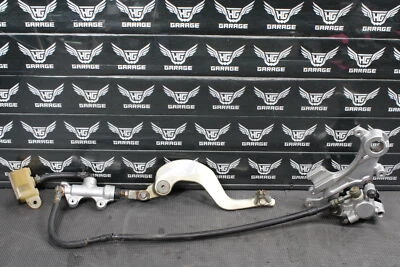 Yamaha YZ400F 1999 OEM NISSIN PINZA DE FRENO TRASERA PALANCA DE CILINDRO MAESTRO Foto 1 de 4