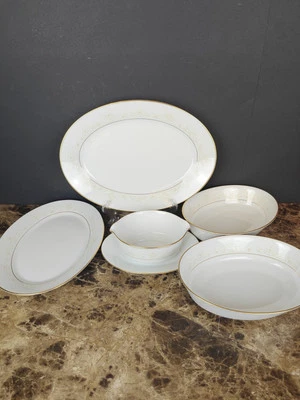 Juego de 5 piezas para servir Noritake Dearest 2034 plato ovalado tazón abierto bote de salsa Foto 1 de 4