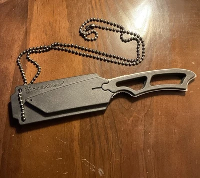 Smith Wesson 颈刀固定刀片护套颈链带口哨 — 第 1/4 张图片