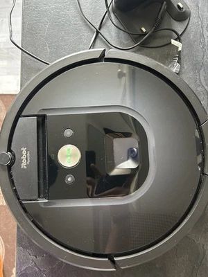 iRobot Roomba 981 Rund Staubsaugerroboter - Nachtblau - Bild 1 von 2