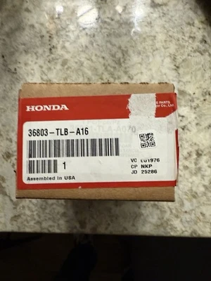 2019-2021 HONDA CRV OEM FRONT RADAR DISTANCESENSOR 36801- TLA- A06 - Image 1 of 4