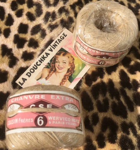 FRENCH 1920s HEMP NATURAL TAN THREAD~LOT OF 2 SPOOLS~MADE IN FRANCE~NEW&TAG~1mm Cover