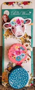 The Pioneer Woman Spring Bouquet Floral Cow Dots Magnetic Bag Clips 3-Pack NWT - Picture 1 of 1