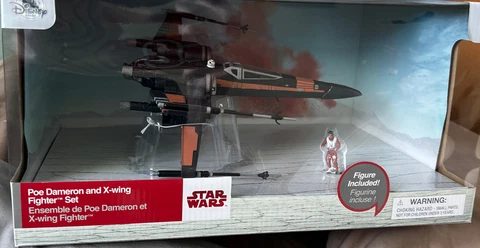 Star Wars Poe Dameron and X-Wing Fighter Set  Disney Star Wars Last Jedi Cover