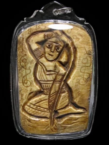 RARE ITEM! Mother Earth Squeezing Her Hair carved Yantra LP Kuai Thai Amulet - Picture 1 of 9