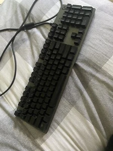 Logitech G512 Carbon LIGHTSYNC RGB Mechanical Gaming Keyboard - Picture 1 of 4