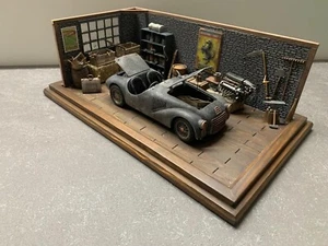 Classic Ferrari Barn Find/ Garage Diorama [1:18 scale] - Picture 1 of 11