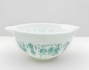 Pyrex Turquoise On White Amish Butterprint 441 Cinderella Bowl Pyrex 1.5 Pint - Picture 1 of 10