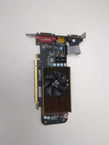 XFX CORE RADEON R7 250 R7-250A-CL 2GB DDR3 PCIE LOW PROFILE GRAPHICS CARD J5-9(3 - Photo 1/7