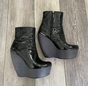 LANVIN 2012 Botas de cuña con plataforma de cuero patentado negro EU41 SE ADAPTA A EE. UU. 8,5 FUNCIONAMIENTO PEQUEÑO - Imagen 1 de 12