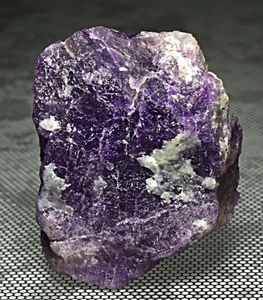 Fluorescent Phosphorescent Sharp COLOR CHANGE Hackmanite 148 Carat - Picture 1 of 13