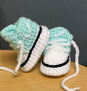 Crochet baby shoes Handmade crochet wool baby trainers booties sneakers slippers - Picture 1 of 2