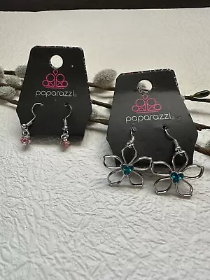 Paparazzi Pierced Earrings Silvertone Daisy Blue Crystal Pink Stone Drop Dangle - Image 1 of 3