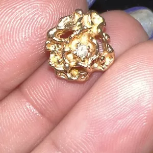 Vintage 1.66 g. 14k Solid Gold Nugget Tie Tack Lapel Pin With Diamond - Picture 1 of 5