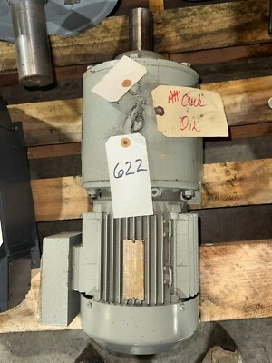 SEW-EURODRIVE DFT90L4 entrada 1720 RPM, salida 1 5/8 59,28 RPM, 2 HP, (#622) Foto 1 de 2