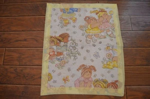 Coperta vintage in flanella con toppa di cavolo, fatta a mano, cucita a mano, 25 x 30" - Foto 1 di 6