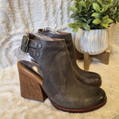 Botines de tacón de cuero gris Kork-Ease Credo con hebilla correas al tobillo para mujer talla 6,5 Foto 1 de 4