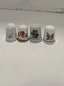 4er Set Fingerhüte Blumen und ein Vogel - Bild 1 von 3