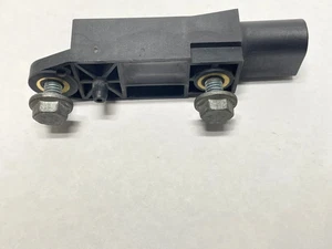 03-09 Mercedes R230 SL500 W211 W219 R171 Sensor 0028202726 - Picture 1 of 5