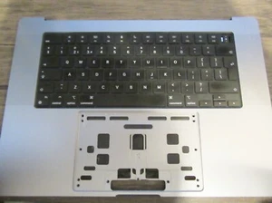 Apple Macbook Pro 16" A2485 2021 reposamanos genuino Reino Unido teclado gris espacial #MB42 - Imagen 1 de 9
