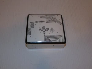 Wien Augarten Deco Design Square Trinket Box - Picture 1 of 5