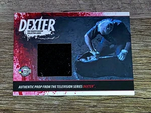 Breygent Dexter The Fourth Season 4 D4-P KB Bolso de niño secuestrado Tarjeta de utilería - Imagen 1 de 2