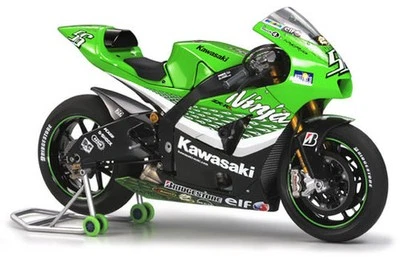 TAMIYA KAWASAKI NINJA ZX-RR – 14109 SCALA 1:12 - Immagine 1 di 4