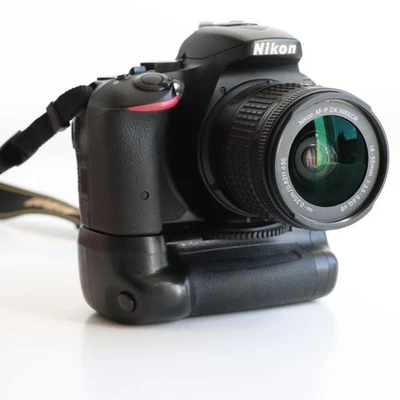 Nikon D5500 24.2MP Digital SLR Camera w/ 18-55mm VR Lens, UK, Warranty, Read.. - Image 1 of 4