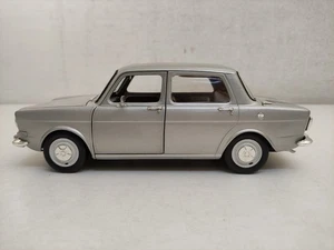 Norev Simca 1000 LS Gold Scala 1/18-T16 - Foto 1 di 12