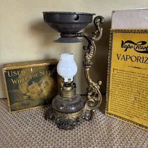 Antique miniature PATENT MEDICINE Oil Lamp VAPO CRESOLENE original BLOWN GLASS - Picture 1 of 14