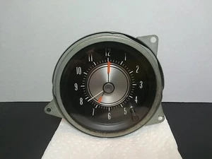 1970-72 OLDS CUTLAS OEM CLOCK. TESTED AND EVERYTHING WORKS. VERY RARE FIND. - Picture 1 of 5