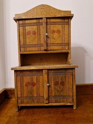 Jouet ancienne armoire ou buffet pour poupée - Photo 1/4