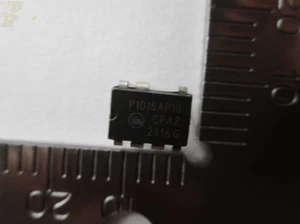 5 pièces P1O15AP10 P10I5AP10 P1015API0 P1015AP1O P1015AP10 NCP1015AP100G DIP7 IC - Photo 1/4