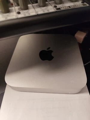 Apple Mac mini (512GB SSD, M1, 8GB) Silver - Bild 1 von 3