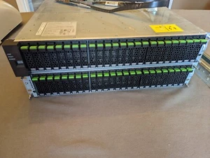 Fujitsu Eternus DX80 S2 + Expansion shelf - Photo 1/7