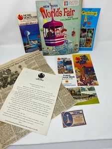 Lot Of 1982 Knoxville Tennessee Worlds Fair Guide Souvenir Books Brochures  - Picture 1 of 12