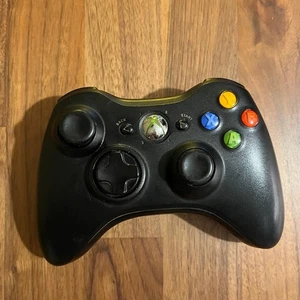 Cotroller  Microsoft Xbox 360 - Joypad - Nero - Originale Senza fili a batterie - Foto 1 di 7