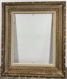 Cadre Montparnasse sculpté 6P Feuillure: 41,5 x 33,5 cm Vue: 55 x 47 cm - Picture 1 of 7