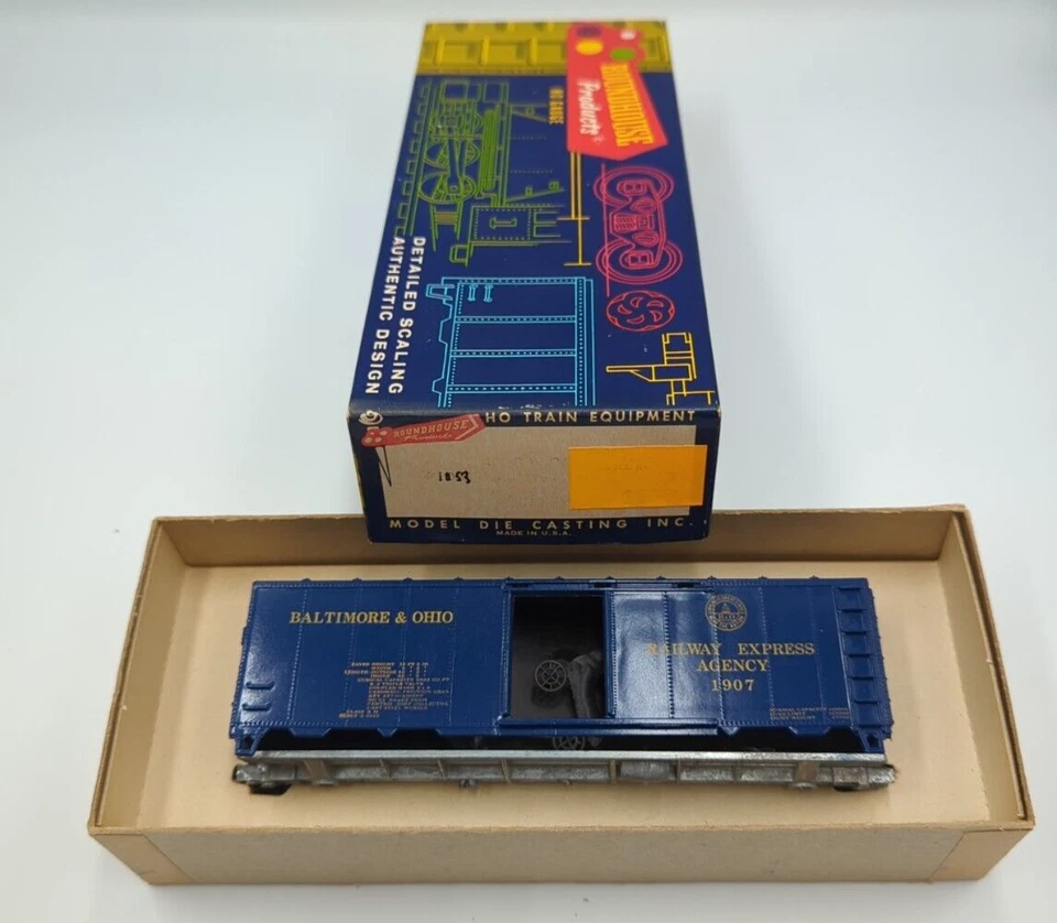 HO Scale Roundhouse 1053 Baltimore & Ohio 40' Single Door Boxcar Kit 1907 Y1341