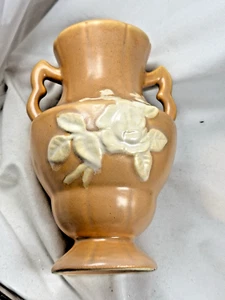 Vase Weller Art Pottery Ceramic Cameo Pattern Double Handle Peach Coral 7.25" - Picture 1 of 6