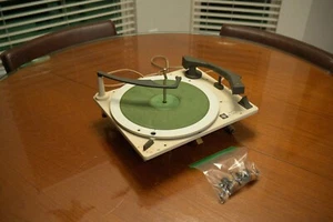 Vintage Telefunken 566 Deluxe Turntable + 45 Adapter - Picture 1 of 8
