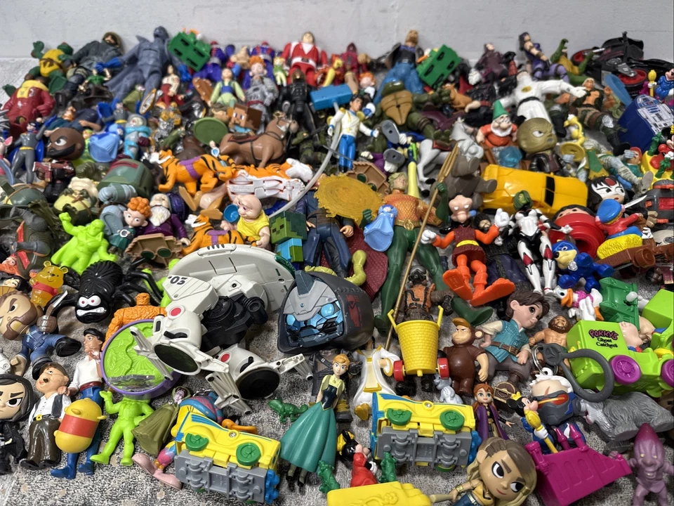 Gran Lote Mixto Figuras de Acción Juguetes Superhéroe Disney DC Marvel Star Wars Tortugas Foto 1 de 4