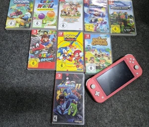 Nintendo Switch Lite mit 8 Spielen, Gut Erhalten - Bild 1 von 1