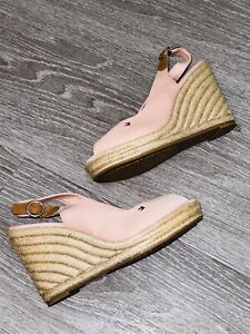 NEW WITHOUT BOX - TOMMY HILFIGER PINK WEDGES - UK 6 39