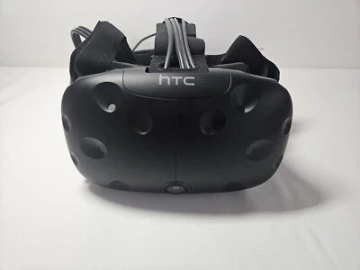 HTC Vive Virtual Reality Headset (headset only) (99HAHZ024-00) - Image 1 of 4