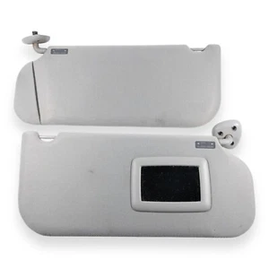 2012-2013 Ford Transit Connect Driver & Passenger Side Sun Visor Pair Set Gray - Imagen 1 de 7