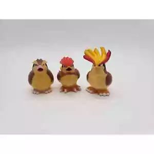 Pidgey, Pidgeotto e Pidgeot Finger Puppet figure Bandai / US STOCK - Foto 1 di 3