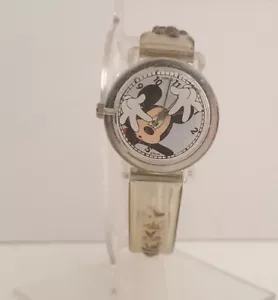 Raro Orologio da polso Lorus Topolino Inclinato Intrappolato NUOVO BATTERIA Funziona *LEGGI* - Foto 1 di 11