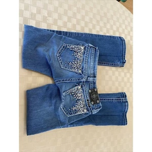 Miss Me Boot Cut Jeans Größe 25 x 30,5 Low Rise Medium Wash Glitzer Silber Schmuck - Bild 1 von 10