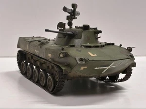 Zvezda 1/35 BMD-2 Panzerwagen Panzermodell Ukraine gebaut & bemalt MDK8D355DE - Bild 1 von 6